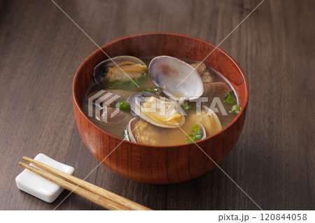 あさりのお味噌汁 120844058