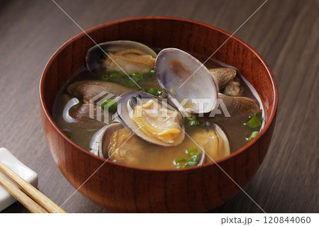 あさりのお味噌汁 120844060