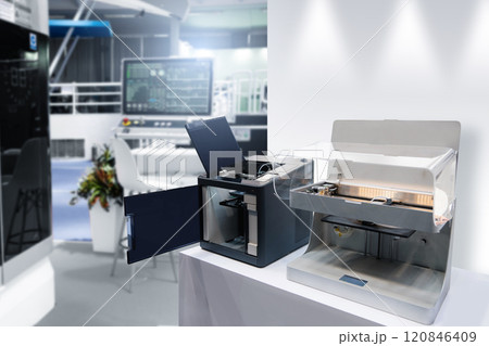 3D ptinters in the laboratory. 3D printing technology 120846409