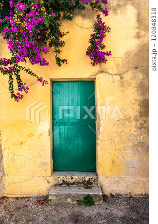 Traditional Italian village buildings. 120848318
