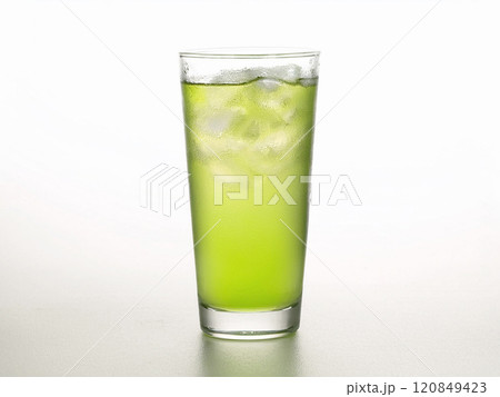 冷たい緑茶 120849423