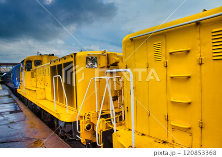 ロイヤルエキスプレス ロイヤルエキスプレス 120853368