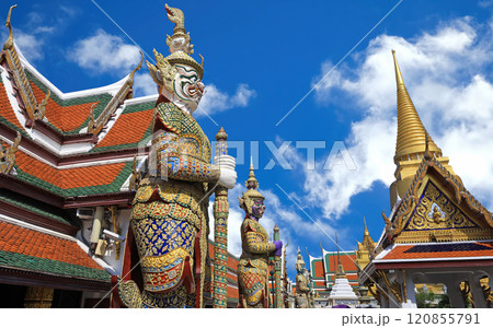 Guardian statues (Giants Yaksha), Wat Phra Kaew (Temple of the Emerald Buddha) and Grand Palace in Bangkok, Thailand 120855791