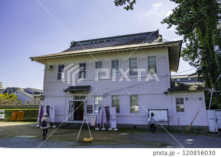 小田原城　二の丸観光案内所　神奈川県小田原市 120856030