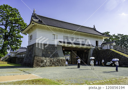 小田原城　銅門　神奈川県小田原市 120856194