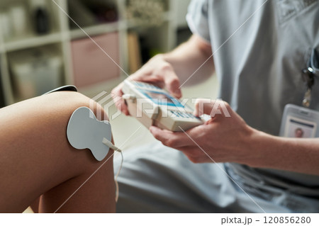 Conducting Electrical Stimulation Therapy in Medical Setting 120856280