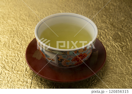 緑茶　お祝い事で飲む日本茶 120856315