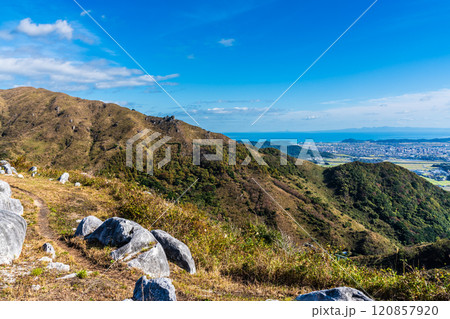 平尾台の秋景色・草紅葉 【福岡県北九州市】 平尾台の秋景色・草紅葉 【福岡県北九州市】 120857920