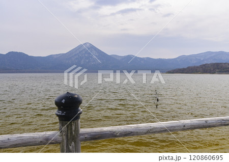 恐山　宇曽利山湖 120860695