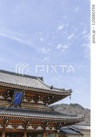 霊山　恐山の山門 120860709