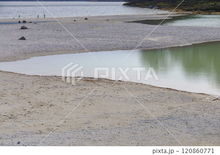 霊山　恐山の風景　極楽浜 120860771