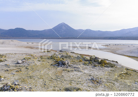 恐山　宇曽利山湖 120860772