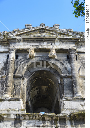 フランス ニーム 円形闘技場 フランス ニーム 円形闘技場 120864945