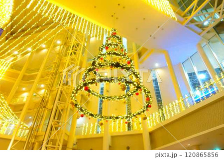 クリスマスツリー 霞城セントラル クリスマス サンタクロース Christmas Xmas クリスマスツリー 霞城セントラル クリスマス サンタクロース Christmas Xmas 120865856