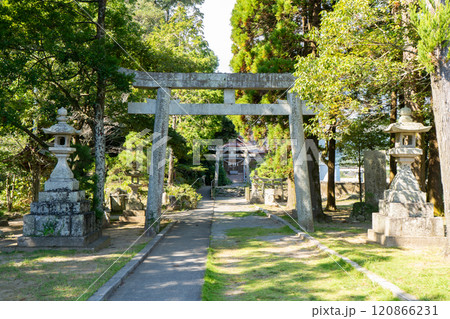 立磐神社の風景(日向市美々津町) 立磐神社の風景(日向市美々津町) 120866231