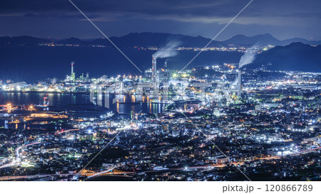 具定展望台から見る工場と夜景 愛媛県の四国中央市 具定展望台から見る工場と夜景 愛媛県の四国中央市 120866789