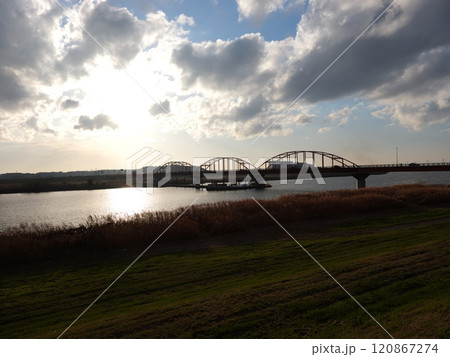 利根川河畔の風景 利根川河畔の風景 120867274