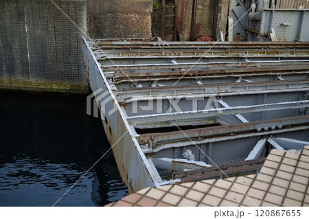 連絡船用のレール 120867655