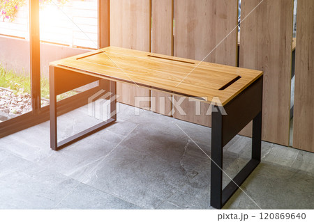 Director's office with large wooden table. Interior design 120869640