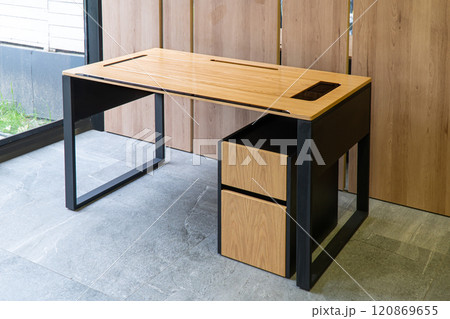 Director's office with large wooden table. Interior design 120869655