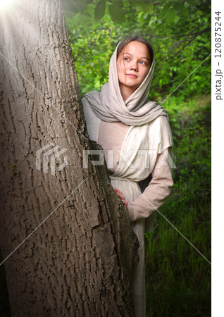 Young pretty girl in the park 120875244