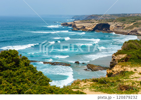 Praia de Monte Cl?rigo, Algarve, Portugal 120879232