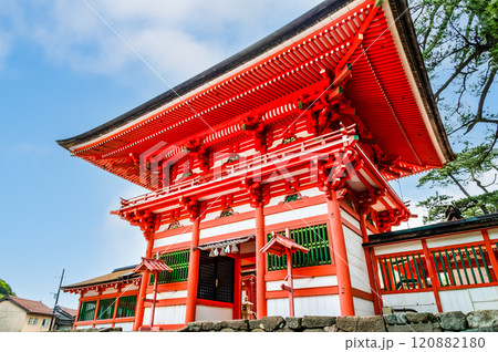 島根 日御碕神社　楼門 120882180