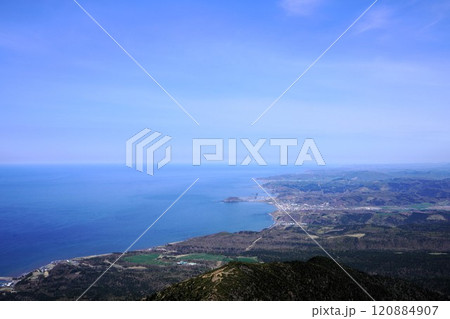 アポイ岳登山道から望む太平洋 アポイ岳登山道から望む太平洋 120884907