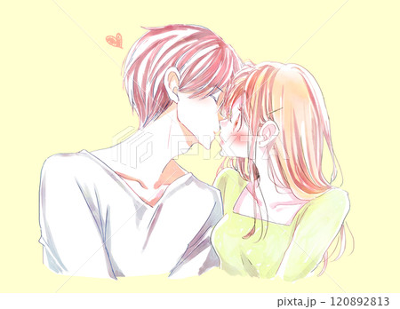 キスをしようとする男性に驚いて照れる女性 120892813