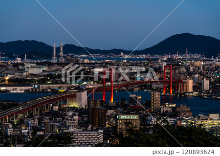 高塔山公園から若松戸畑の夜景【福岡県北九州市】 120893624