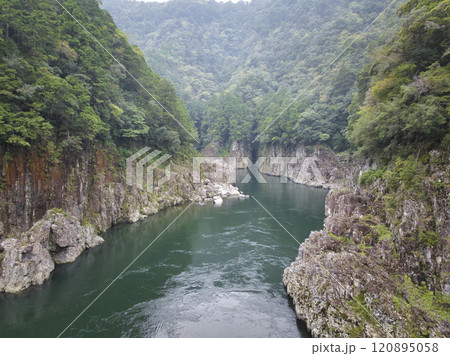 瀞峡　奈良県十津川村 120895058