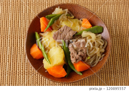 豚肉の肉じゃが 豚肉の肉じゃが 120895557