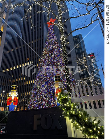 ニューヨークのクリスマス 120899529