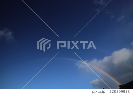 虹白い雲と青空 #虹 #レインボー #rainbow 虹白い雲と青空 #虹 #レインボー #rainbow 120899958