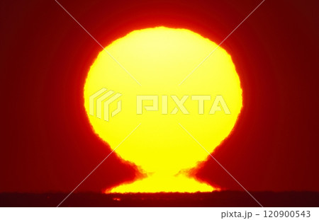 太平洋の朝日 120900543