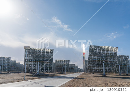 溶融塩タワー型太陽熱発電所 120910532