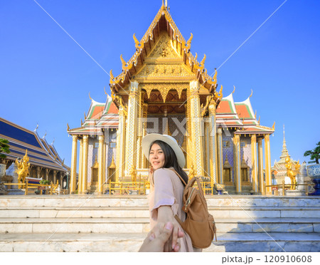 Traveling together in Thailand Traveling together in Thailand 120910608