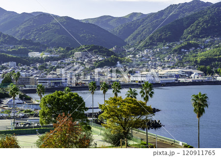 熱海 南熱海の街並み 静岡県熱海市 熱海 南熱海の街並み 静岡県熱海市 120911765