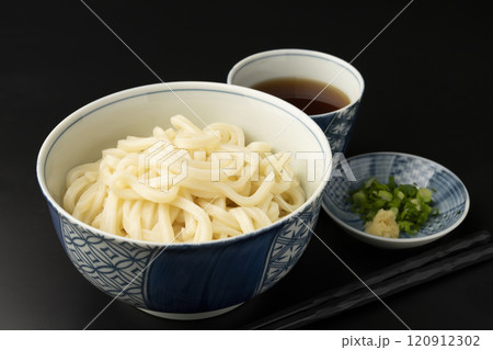 うどん　熱々のあつもりうどん　釜揚げうどん 120912302
