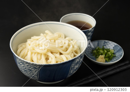 うどん 熱々のあつもりうどん 釜揚げうどん うどん 熱々のあつもりうどん 釜揚げうどん 120912303