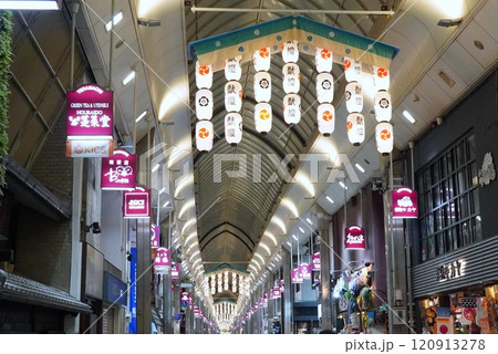 京都　寺町京極商店街 120913278