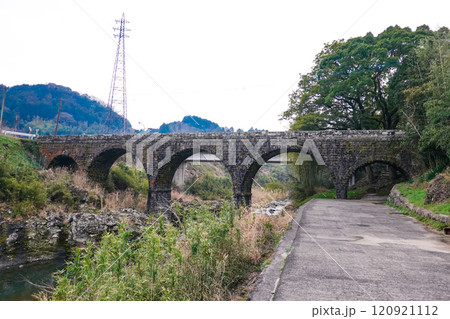 石橋の貴婦人とも称される美しい鳥居橋（大分県宇佐市院内町） 120921112