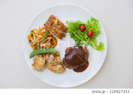 料理のプレート 料理のプレート 120927352