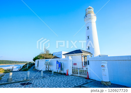 秋の犬吠埼灯台　千葉県銚子市 120927720