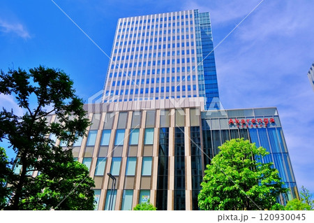 赤れんがテラスの風景 120930045