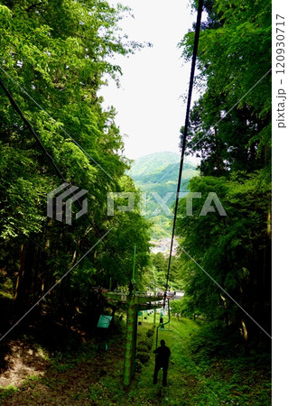 津和野城跡観光リフトに乗って麓を見た風景　島根県鹿足郡津和野町 120930717