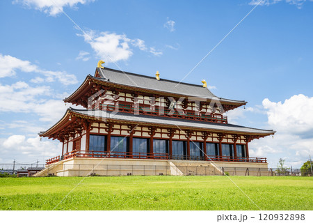 第一次大極殿(世界遺産)　奈良県奈良市国営平城宮跡歴史公園 120932898