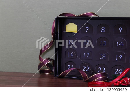 アドベントカレンダー・手作り・大人っぽい【コピースペース・シンプル】 120933429