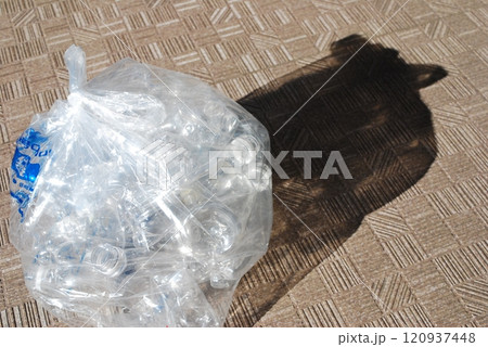 資源ゴミ 120937448