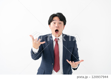 ビジネスマン　男性　ポジティブ 120937944